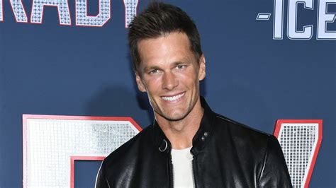 Tom Brady War Mit Dem Sports Illustrated Bademoden Model Brooks Nader