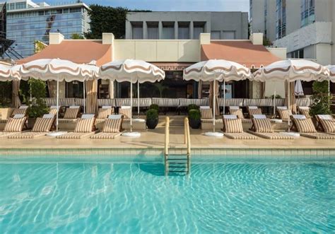 The Best Hotel Pools In Los Angeles For The Ultimate Daycation