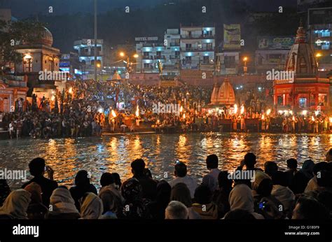 Ganga Aarti or offering to holy Ganga river at evening, Har-ki-Paudi ...