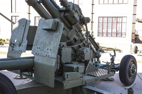 Рассказы об оружии. Зенитное орудие КС-19