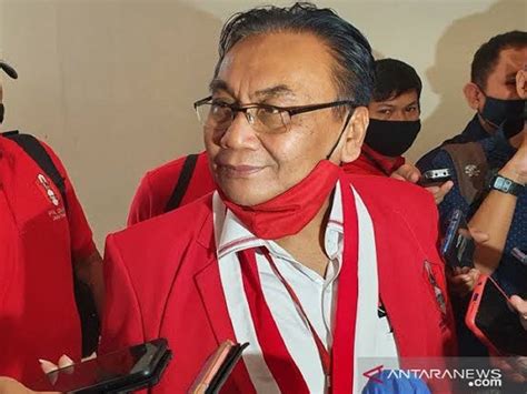 Ganjar Beri Ucapan Selamat Ke Bambang Pacul Ini Kata Pengamat GenPI Co