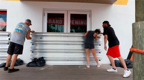 El Hurac N Idalia Toc Tierra En Florida Inundaciones Y Masivas