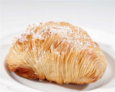 Authentic Italian Sfogliatelle Recipe | Napoli's delicious dessert