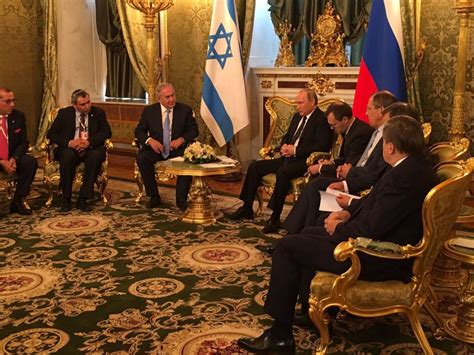 Putin backs 'just' solution to Israeli-Palestinian conflict | The Times ...