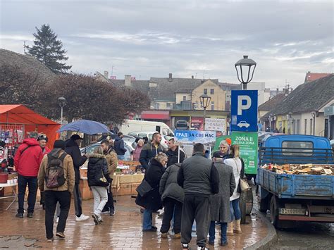 Grad za sve nas se družio sa Mitrovčanima na gradskoj pijaci