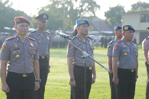 Polda Ntb Gelar Upacara Kenaikan Pangkat Anggota Polri Dan Pns Polri