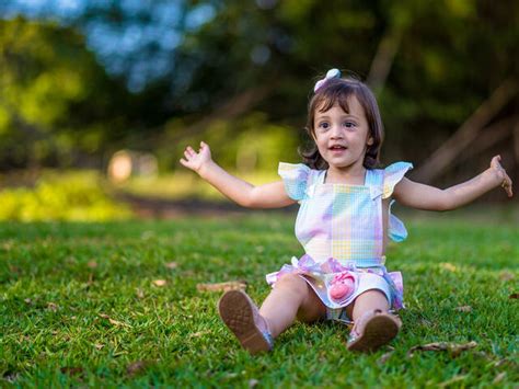 Ensaio Infantil Girassol Da Íris