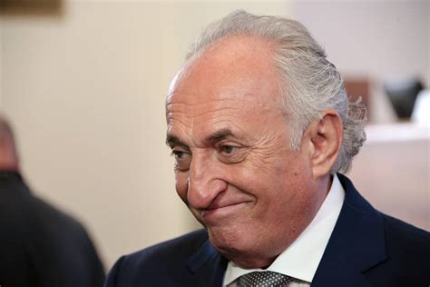 Кто из олигархов отказался от российского гражданства
