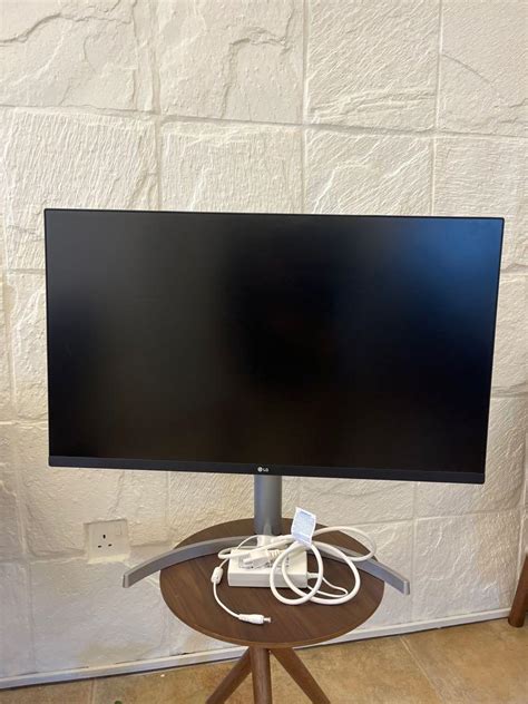 LG monitor model : 32UN650-W 4K , Computers & Tech, Parts & Accessories ...