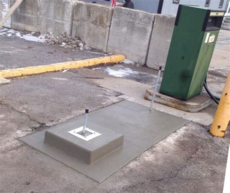 Concrete Pedestal Bandk Equipment