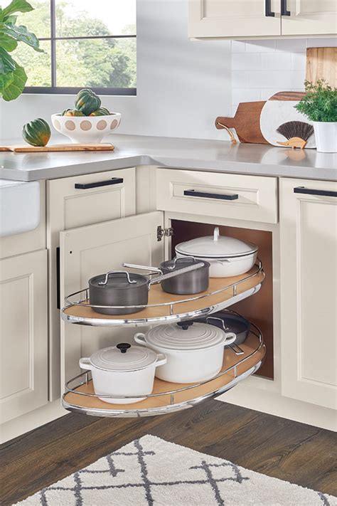 Thomasville Organization Base Corner With Curved Pullout