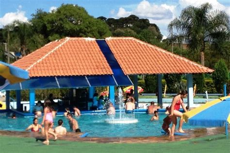 Conheça 15 parques aquáticos espalhados pelo Brasil BOL Fotos