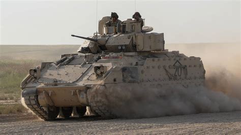 The M2 Bradley: A Versatile and Powerful Infantry Fighting Vehicle | US ...