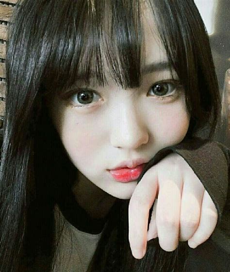 Pin De 𖤩⠀݁ 𝗯𝕒𝕟̶𝗴𝗹𝗲 ᵎ 𔘓 🌷 Em ♥︎ Ulzzang ៹ ،، › Menina Coreana