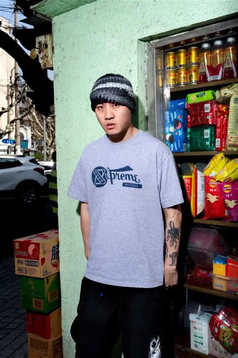 Supreme 发布 2024 春季 T 恤系列 NOWRE现客