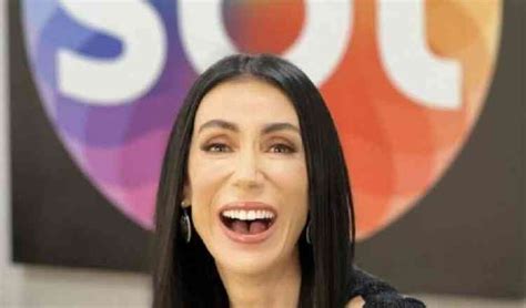 Michelle Barros é anunciada como a nova apresentadora do SBT Folia