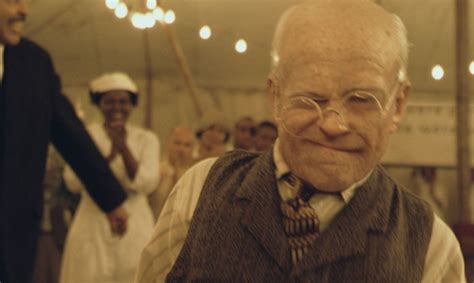 The Curious Case Of Benjamin Button Review Cult Following