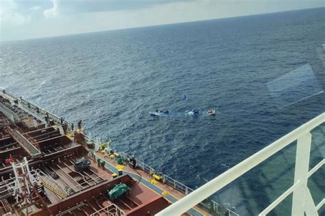 Hari Mengapung Di Laut Nelayan Aceh Barat Diselamatkan Kapal Tanker