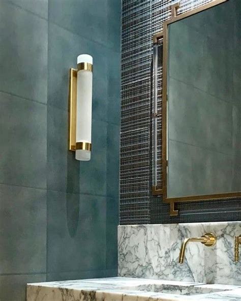 Barton Medium Bath Sconce In 2020 Sconces Bath Barton