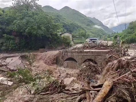 四川汉源县暴雨致30余名村民失联：当地曾组织转移，有人返家遇山洪直击现场澎湃新闻 The Paper