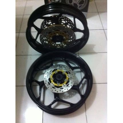 Jual Velg Racing Byson Merk Axio Uk Depan D D Warna Hitam