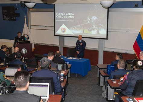 En Visita Al Colegio Interamericano De Defensa Estados Unidos