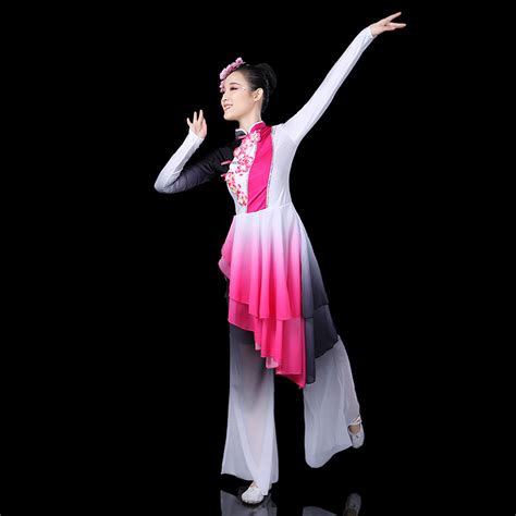 Chinese folk dance costumes for women Classical dance costumes plum ...