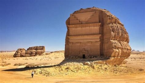 Madain Saleh Kota Terkutuk Di Arab Saudi Peninggalan Kaum Tsamud Yang