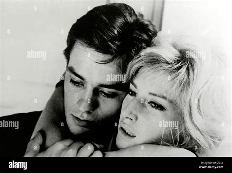 Alain Delon E Monica Vitti Immagini E Fotografie Stock Ad Alta