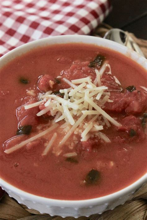 The Best Tomato Basil Bisque Recipe In Just 30 Minutes