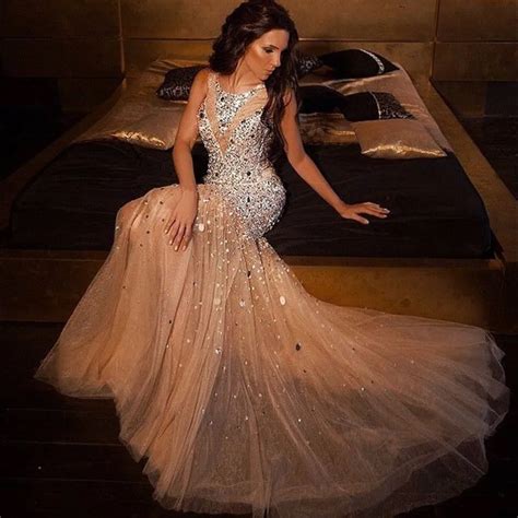 Luxurious Sweep Train Crystal Beaded Mermaid Evening Dresses 2016 Tulle