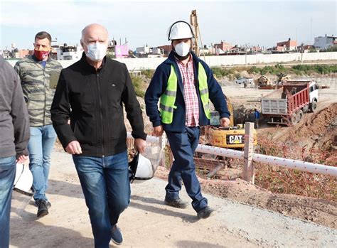 Grindetti Y Sabbatella Recorrieron Las Obras Del Parque Industrial