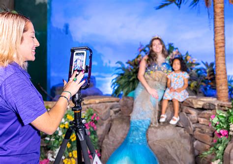 Aquarium Adventure - GoPhoto - Instant digital photography