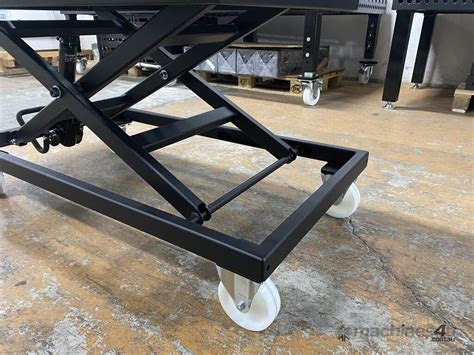 New Siegmund Mobile Lifting Table With X X Mm Mm Bore Holes