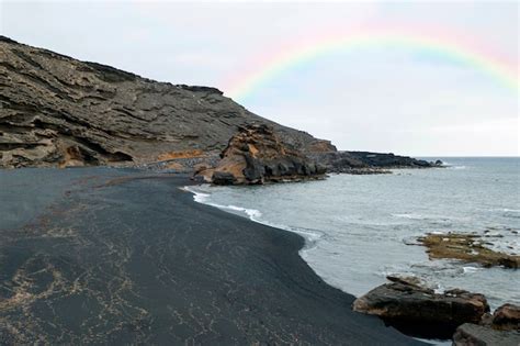 Bela Paisagem Arco Ris E Praia Foto Gr Tis