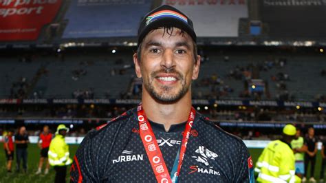 Super Shark Etzebeth Shows Club Value