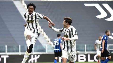 Derby D Italia Match Dalle Mille Emozioni La Juventus Passa Sull