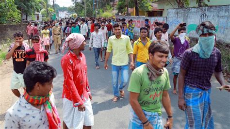 Message brings hundreds of migrants on road in Kerala, police say it’s ...