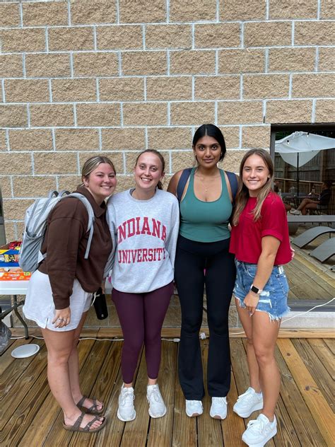 Love Each Other Week — Indiana University Panhellenic Association