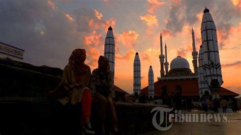 Masjid Agung Jawa Tengah Pastikan Tak Gelar Salat Ied Pengurus Mohon