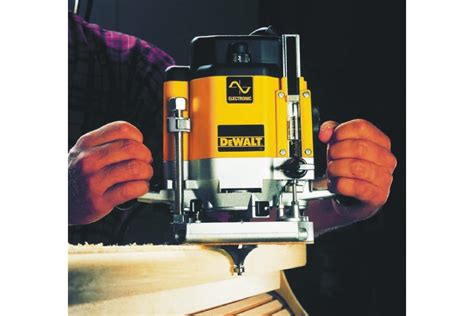 Фрезер DEWALT DW 625 E выгодная цена отзывы характеристики 2 видео