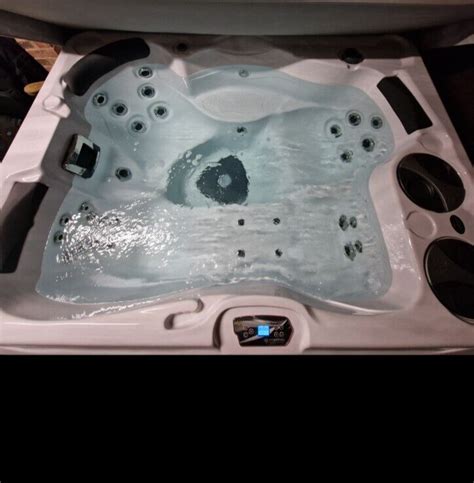 Hydropool 395 Self Cleaning Hot Tub EBay