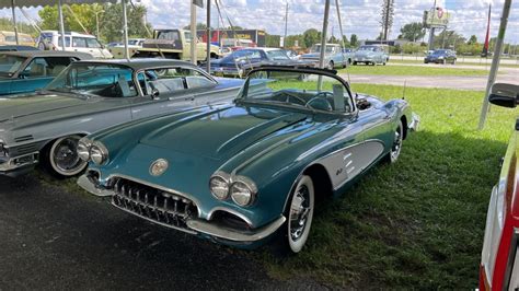 1960 Chevrolet Corvette Convertible for Sale at Auction - Mecum Auctions