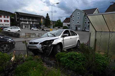 Waldkirch Fahrunf Hig Selbstunfall Verursacht Sg Ch