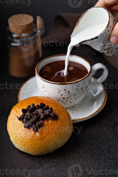 Chocolate Filled Bun 16118480 Stock Photo At Vecteezy