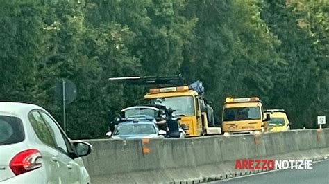 Incidente Stradale Superstrada Bloccata Morta Una Enne