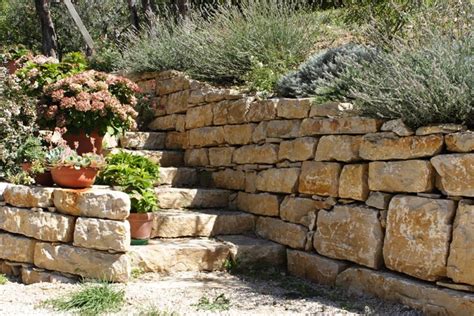 Muro A Secco In Pietra Di Izzalini Burlarelli Snc