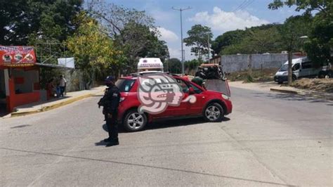 Mujer Abandona Su Auto Tras Chocar Con Motociclista En Oluta