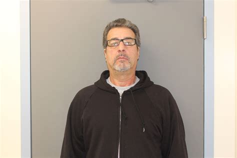 Robert S Viggiano Sex Offender In Poughkeepsie NY 12603 NY42322