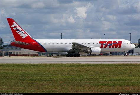 Pt Msq Tam Linhas A Reas Boeing Aer Photo By Wade Denero Id